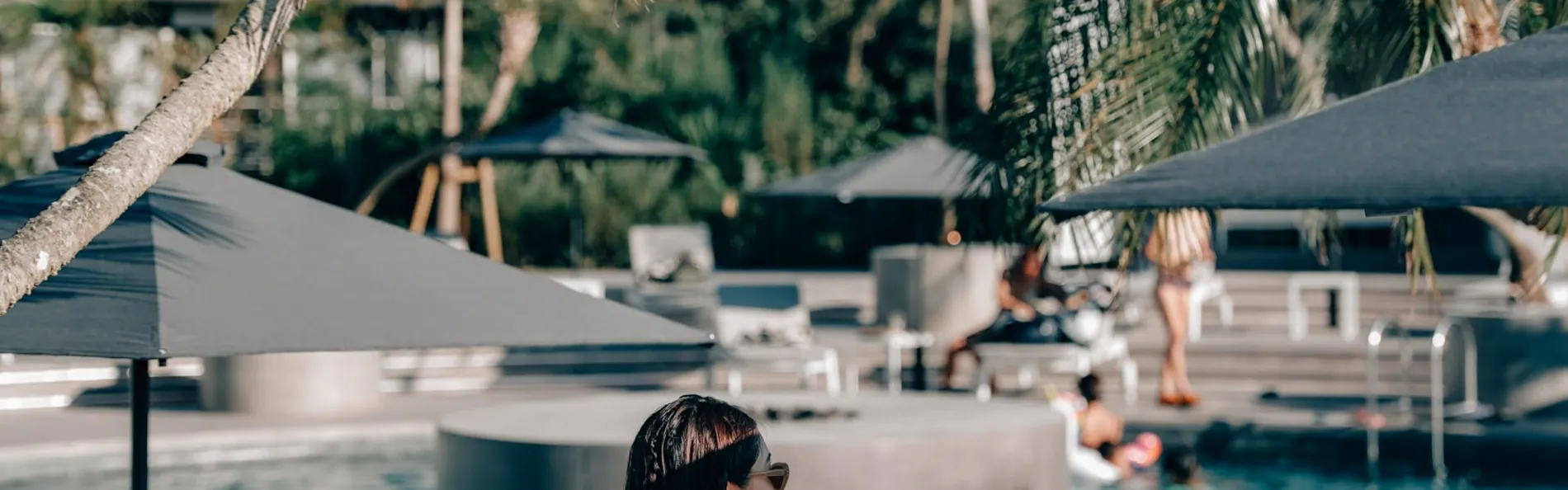 BOTANICAL POOL CLUB