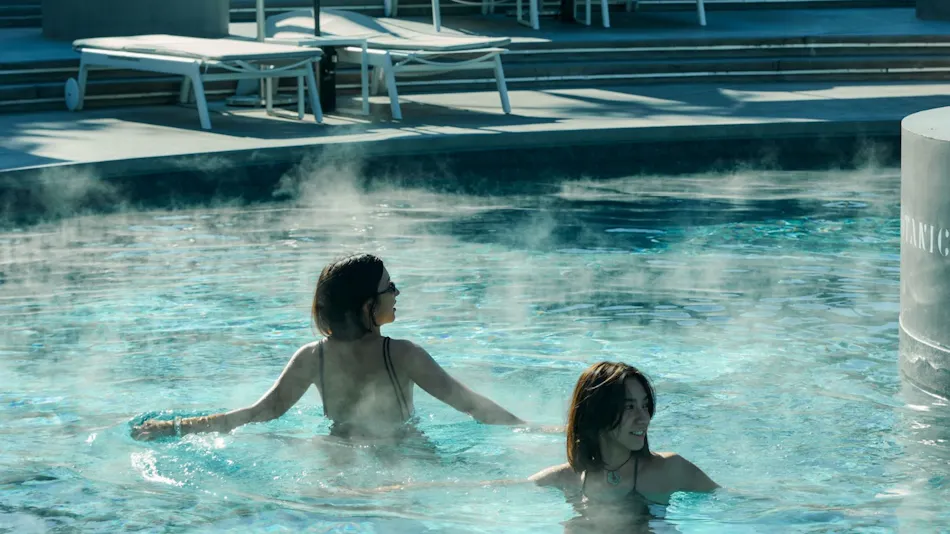 BOTANICAL POOL CLUB