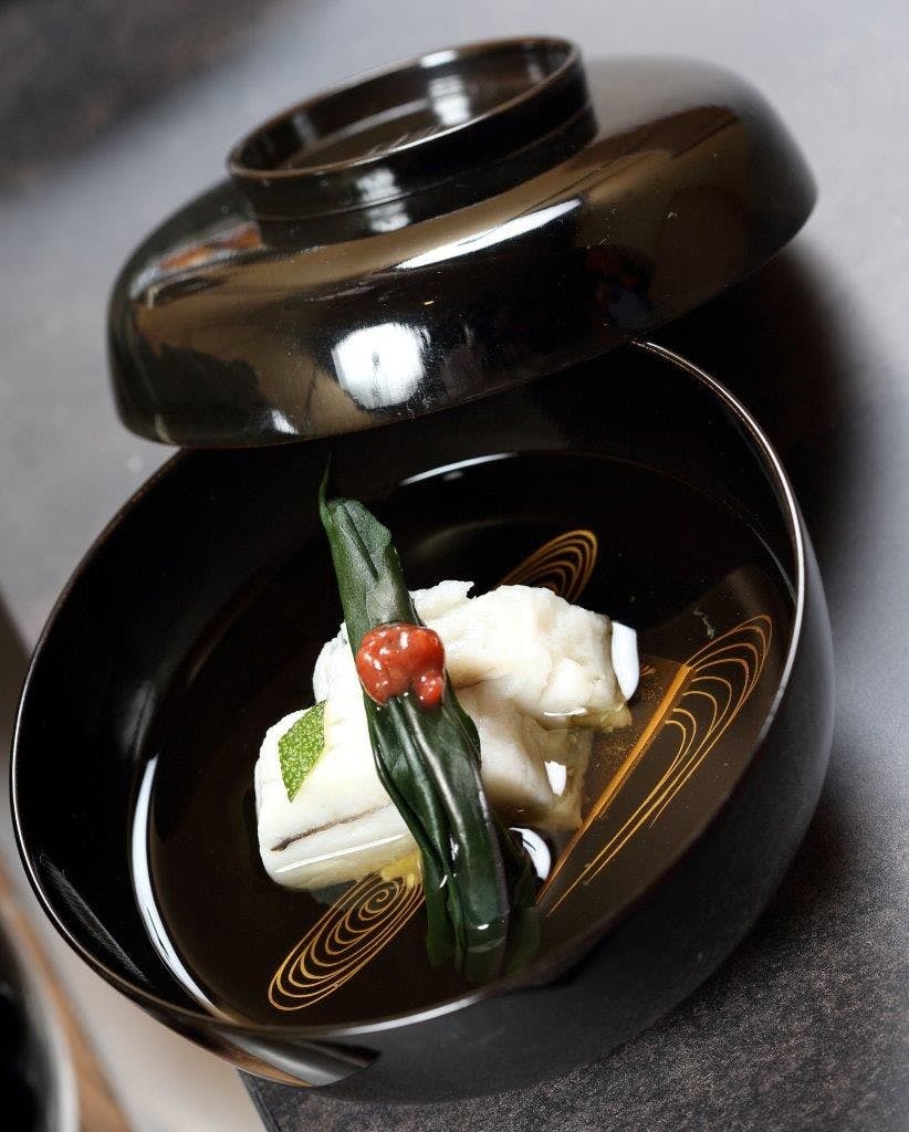 Contoh makan malam: Masakan Jepun “Ueno”