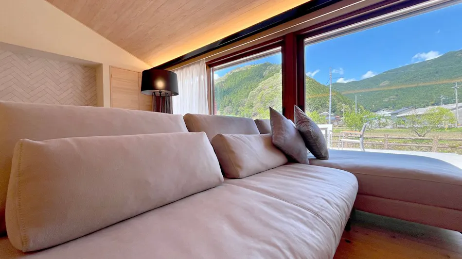 Hotel Shiori in the Forest of 100 Years