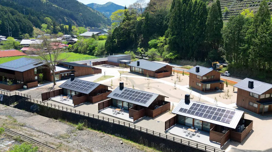 Hotel Shiori in the Forest of 100 Years