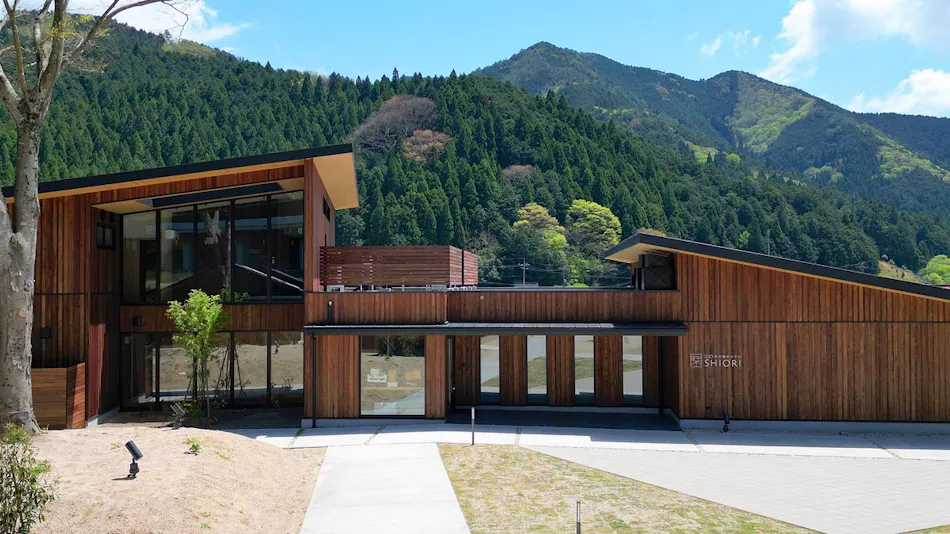 Hotel Shiori in the Forest of 100 Years
