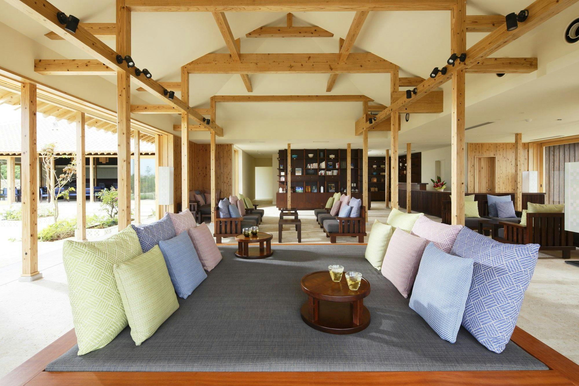 เลานจ์ยุนทาคุ