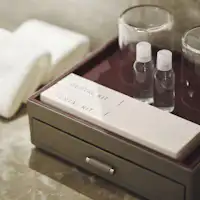 สิ่งอำนวยความสะดวกในห้องน้ำบนรถบัส