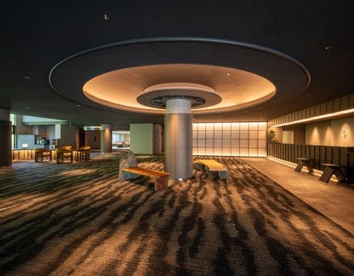 フロント　レセプション