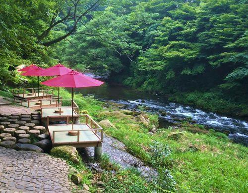 【鶴仙渓川床】