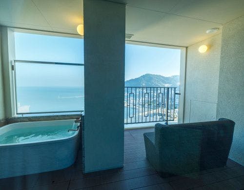 【客室風呂】オーシャンビュー客室露天風呂
