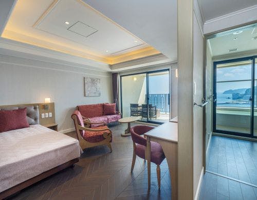 【客室】スカイトリプル《イースト》