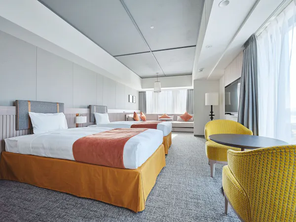 Deluxe River View Suite
