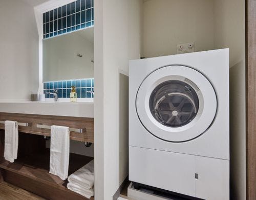 Deluxe River View Suite