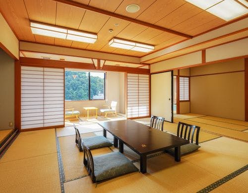 和室20畳 【日本庭園側】