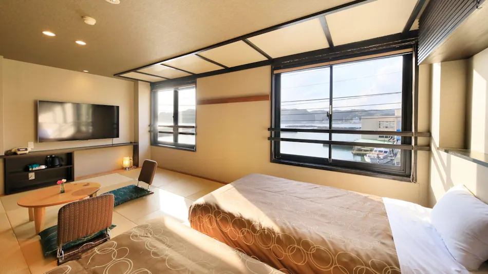Seafood Wholesaler Inn Kuroshio