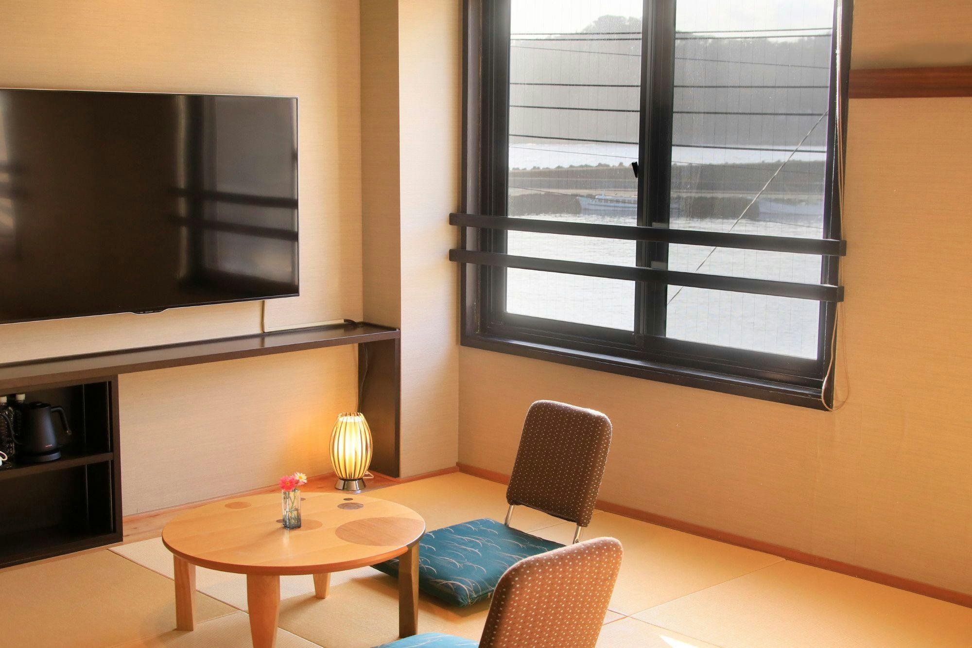 海鮮問屋の宿 くろしお