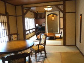囲炉裏の御宿 花敷の湯