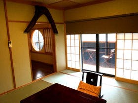 囲炉裏の御宿 花敷の湯
