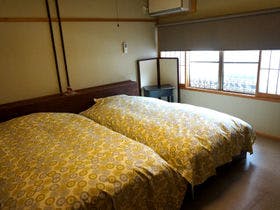 囲炉裏の御宿 花敷の湯