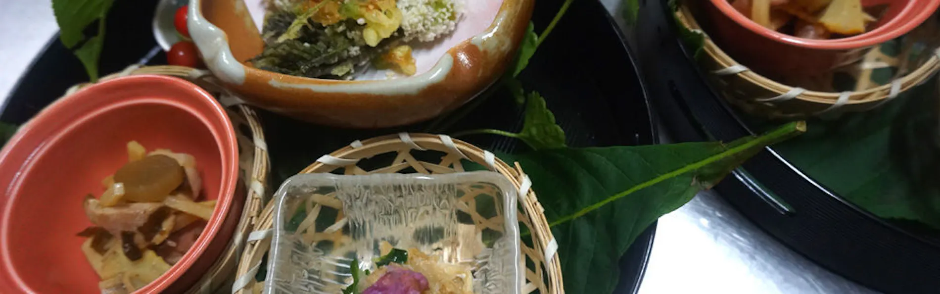 囲炉裏の御宿 花敷の湯
