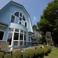森の中に佇む森のしずくです。