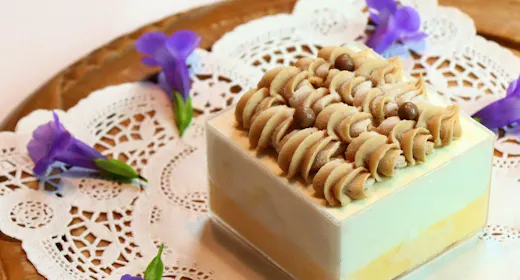 【記念日】特別な日を彩る特製ケーキとハーベストディナーで華やかに<ゆったり過ごす1泊2食付>