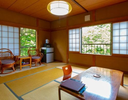 和室10畳2Ｆ（山側）