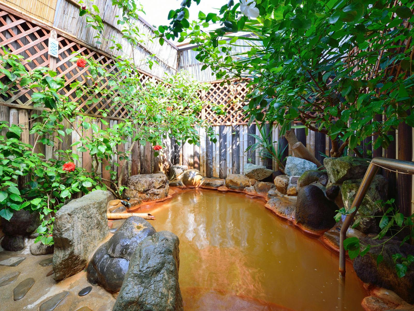 1500年以上の歴史を誇る日本屈指の古湯です