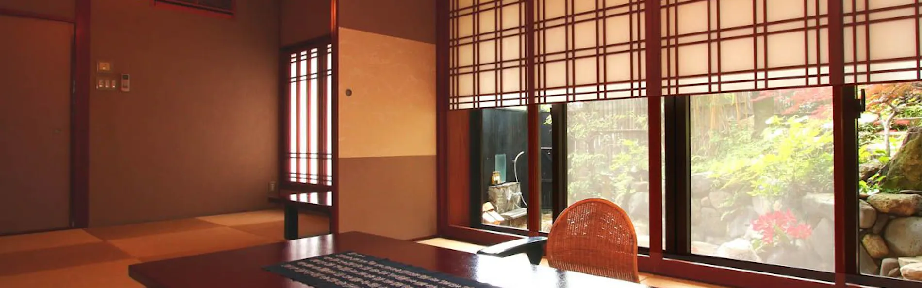 平山旅館