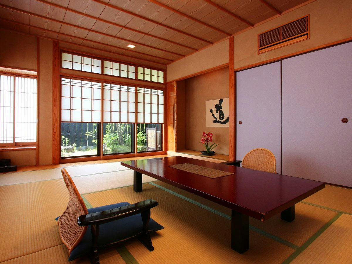 平山旅館