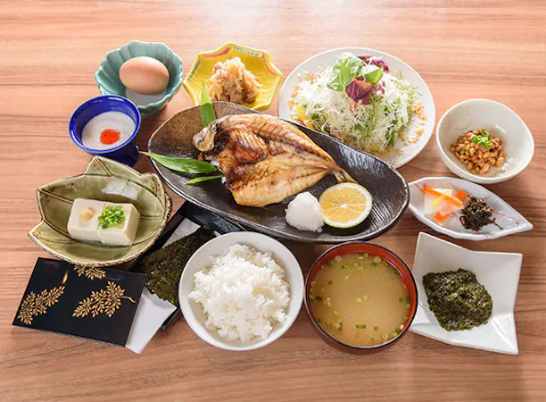 ・朝食一例