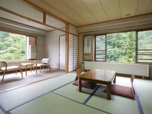 デラックス和室10畳角部屋