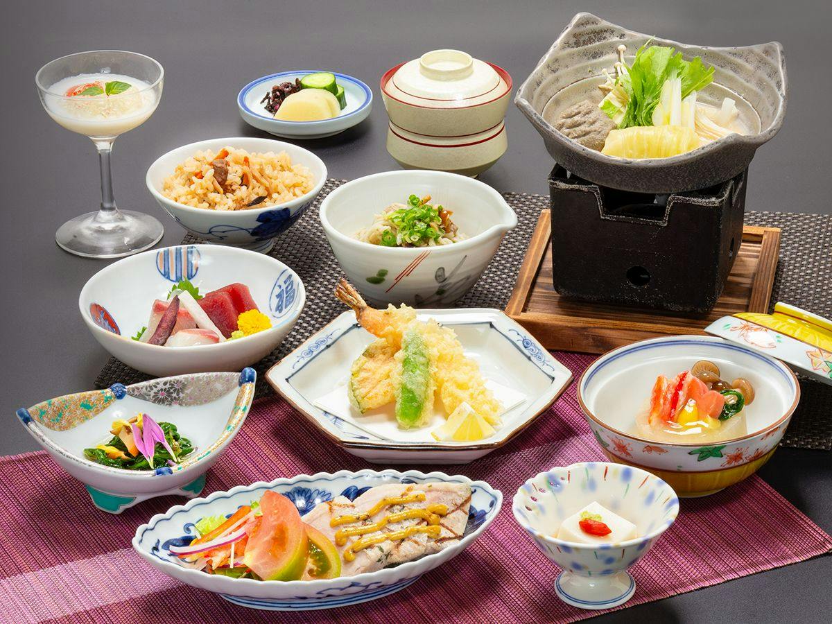 【彩御膳】スタンダード夕食プラン　一泊二食付き