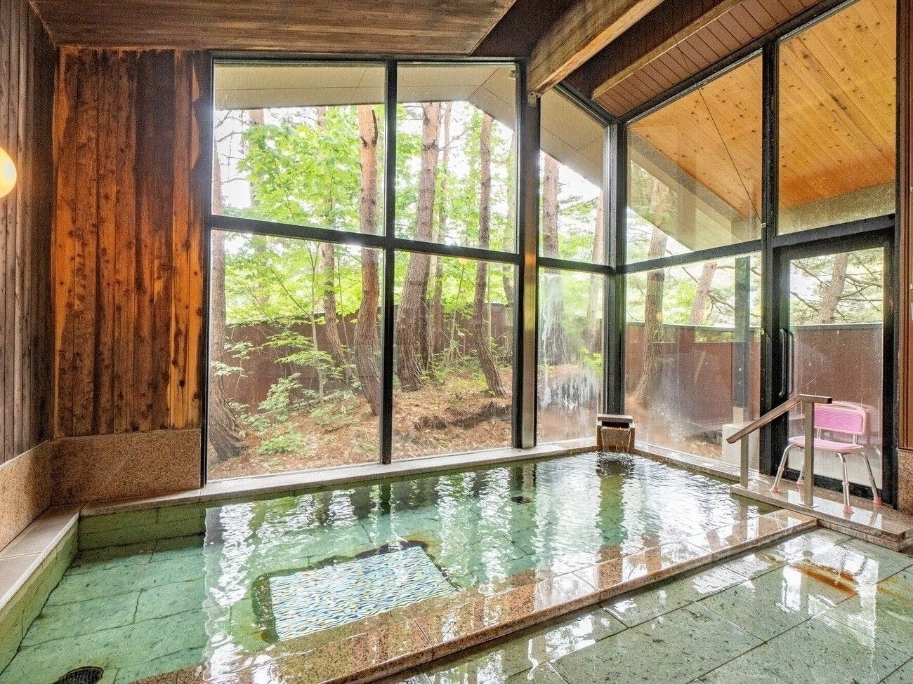 【ห้องอาบน้ำหญิง - ฮานามิโซะ】