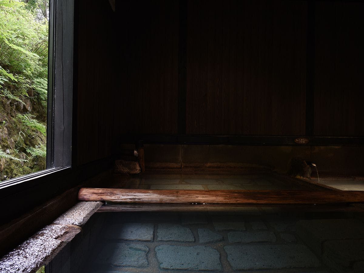 山の宿　寒の地獄旅館