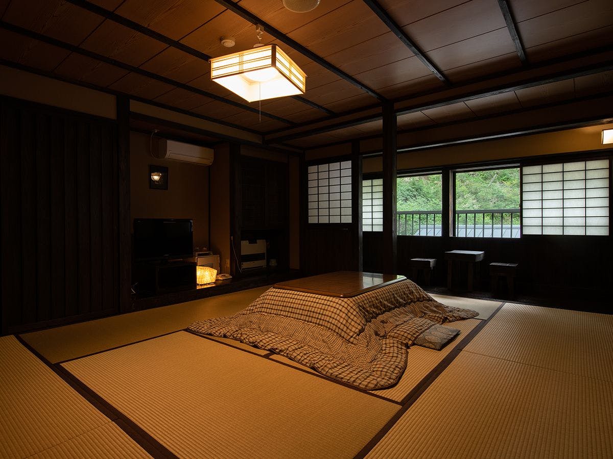 山の宿　寒の地獄旅館
