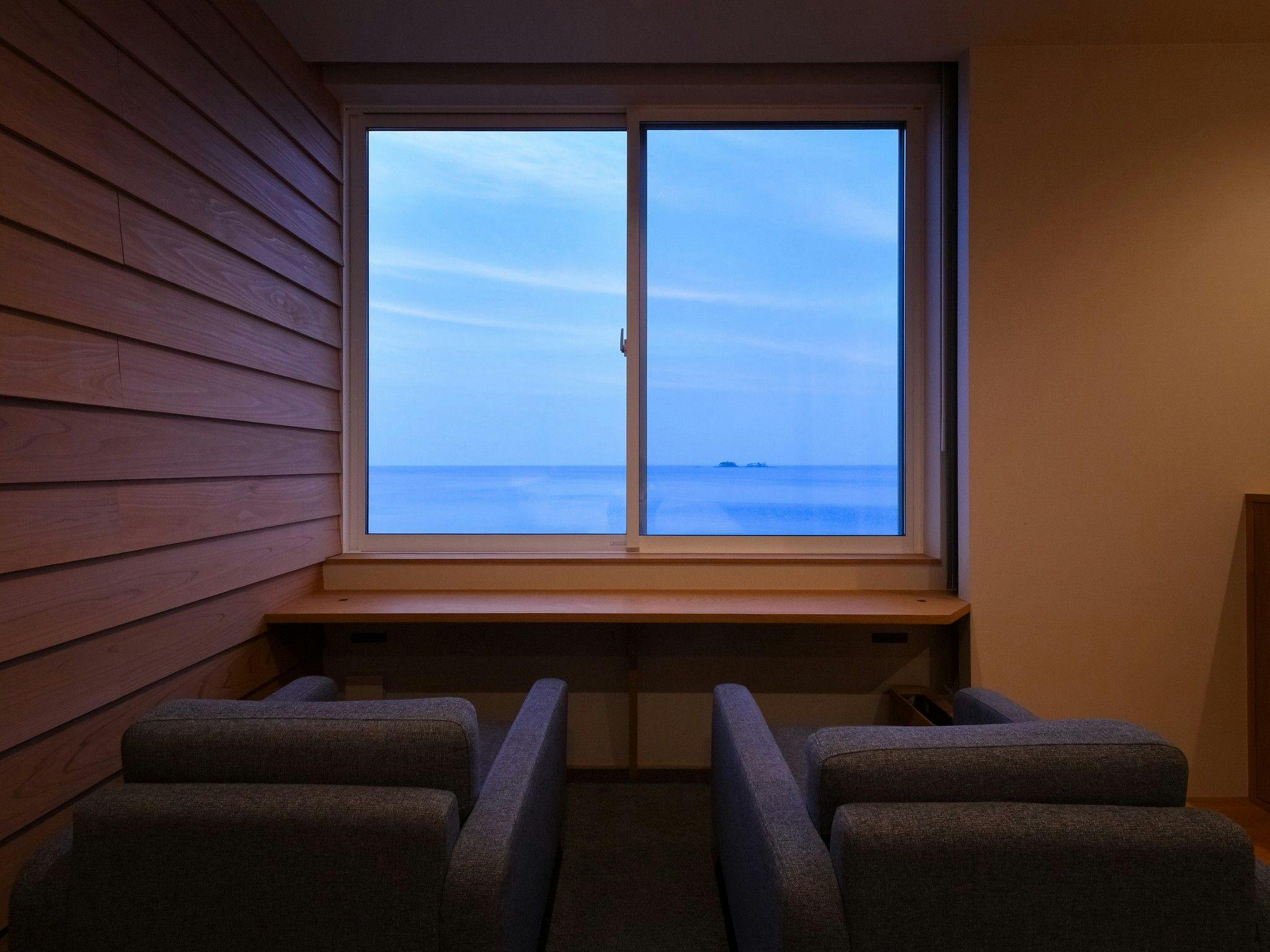 【オーシャンフロントル－ム】