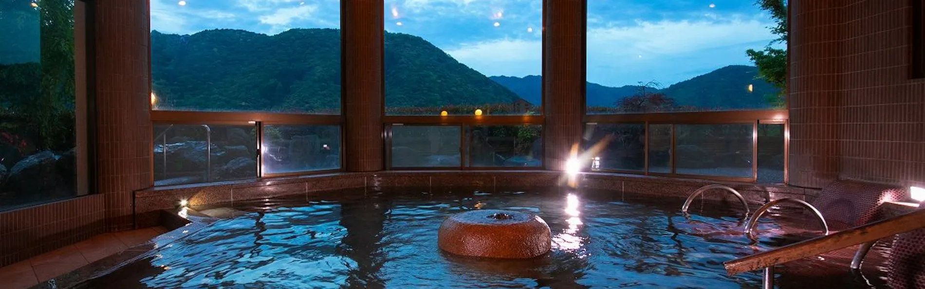 錦帯橋温泉 岩国国際観光ホテル
