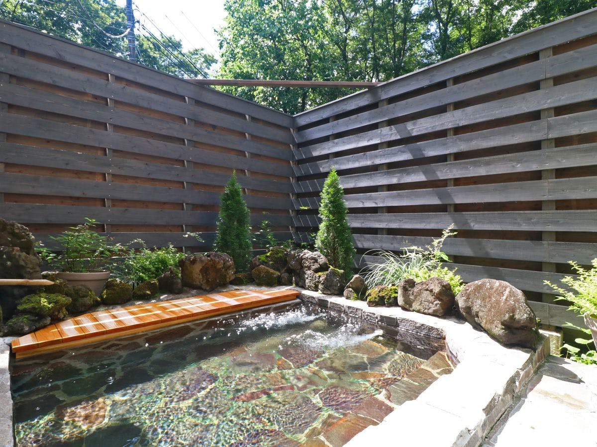 30周年記念◯愛犬の同伴料金が1頭目無料2頭目半額◯内湯リニューアルでくつろぎの湯時間＜1泊2食＞