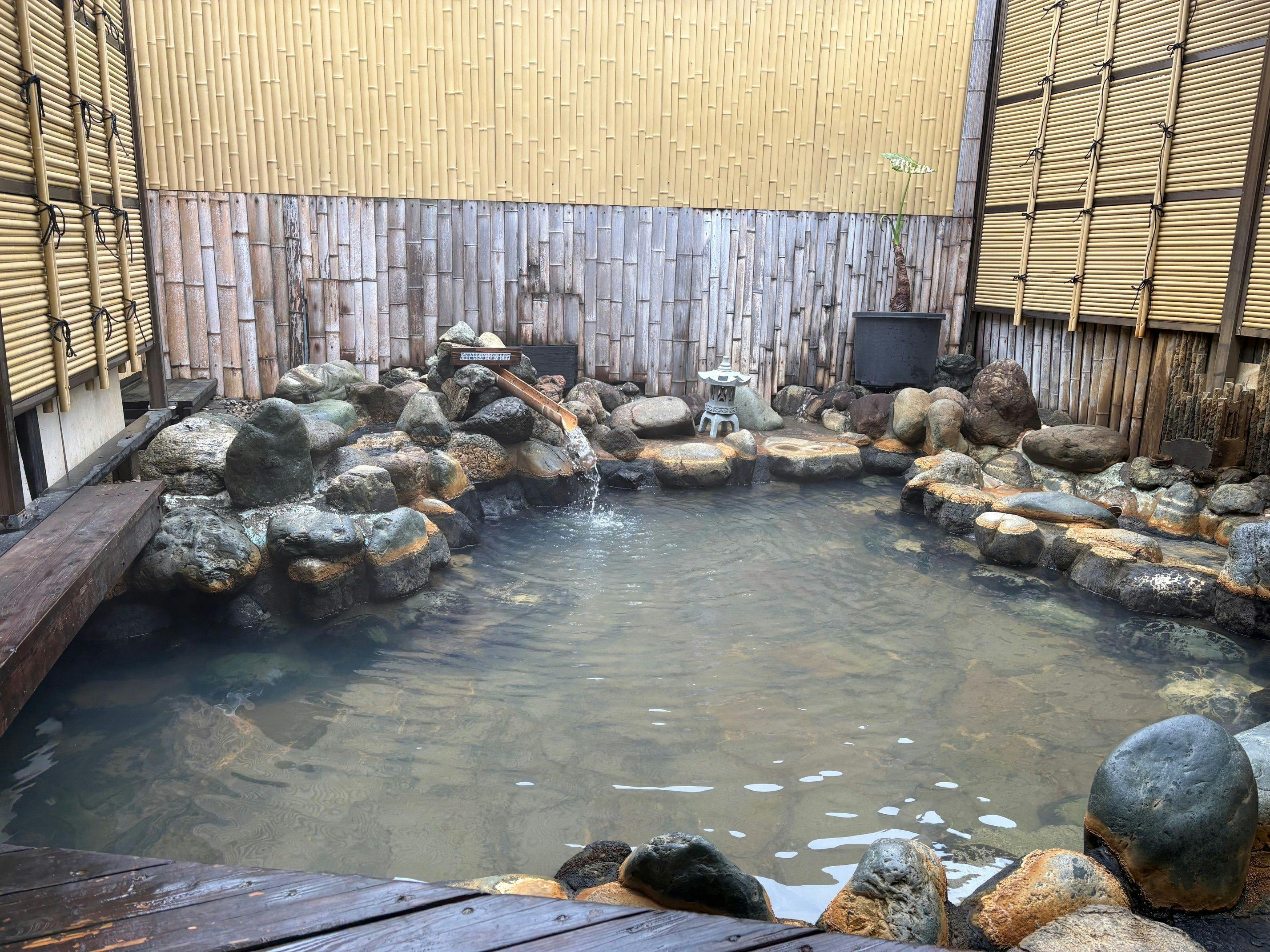 龍神โนะยุ ออนเซ็นกลางแจ้ง ธันวาคม 2025