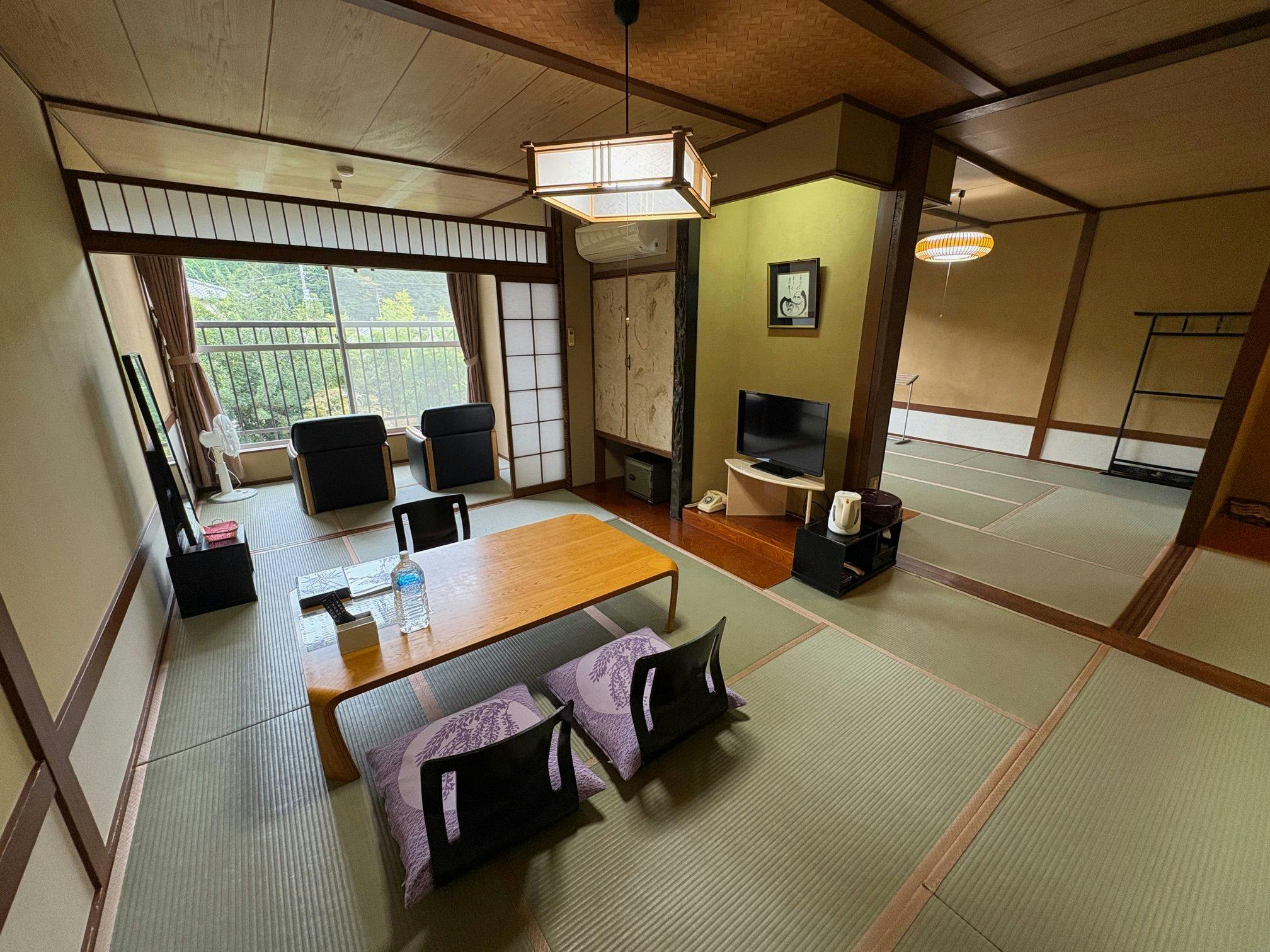 宿彩「湯食笑門」の宿　石廊館