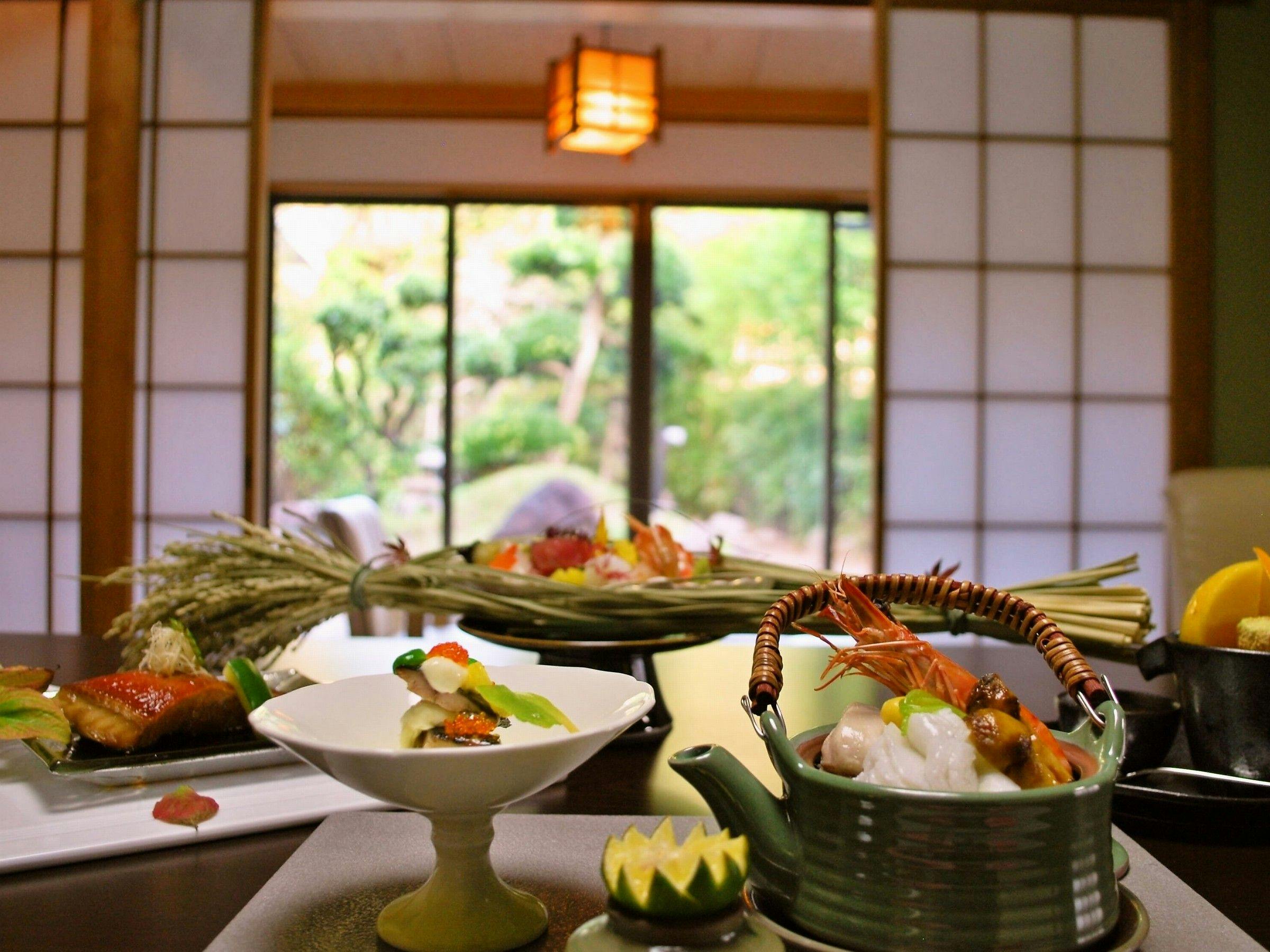 宿彩「湯食笑門」の宿　石廊館