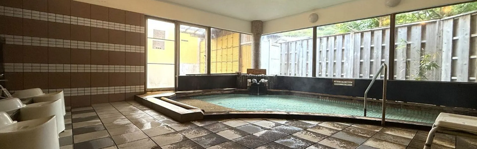 宿彩「湯食笑門」の宿 石廊館