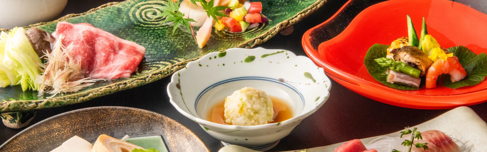 着物で彩られた全館畳敷きの宿 楽山やすだ