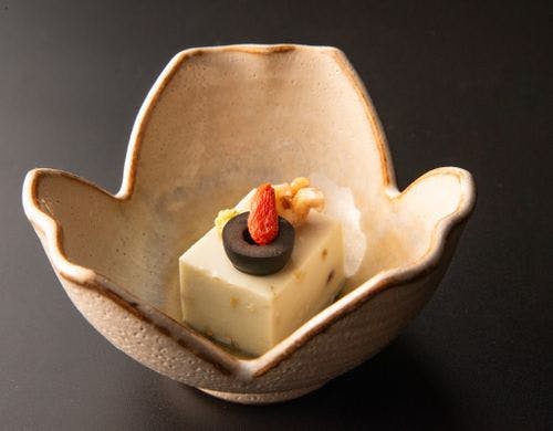 【季節の小鉢】ピスタチオ豆腐