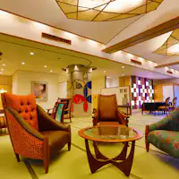 【ロビーラウンジ】