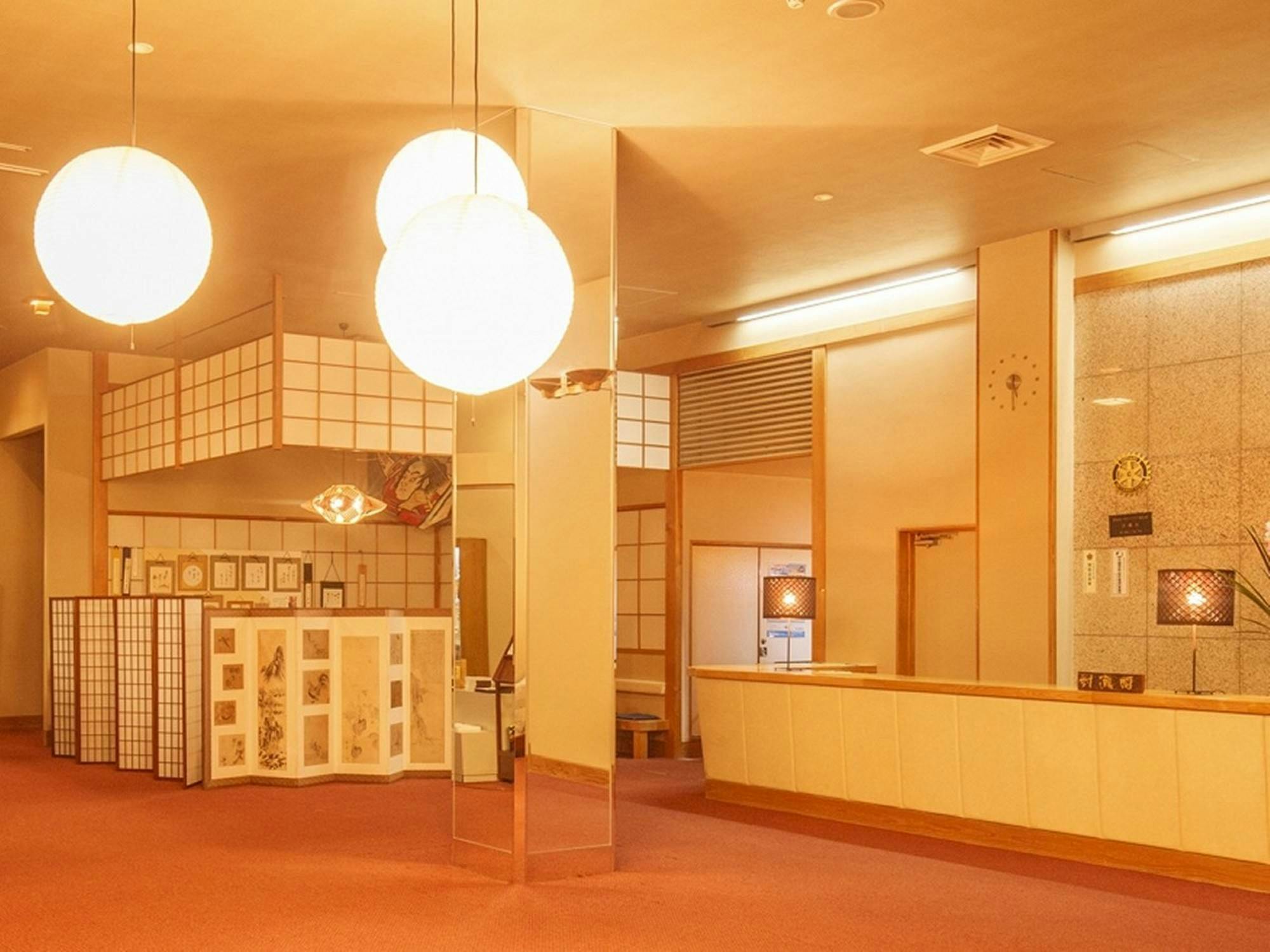 フロント