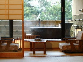 湯村温泉　自家源泉のお宿　とみや