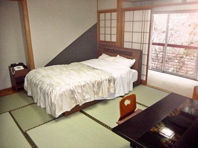 湯村温泉　自家源泉のお宿　とみや