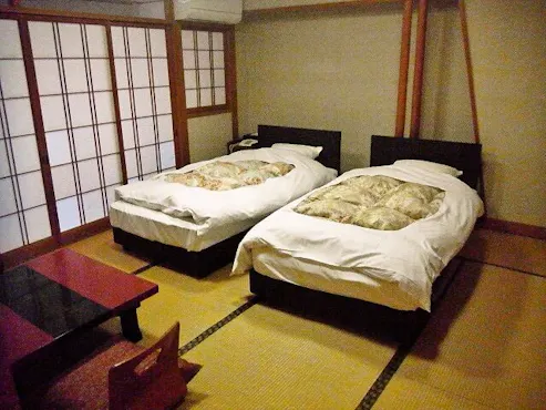 和室10畳ツインベッド