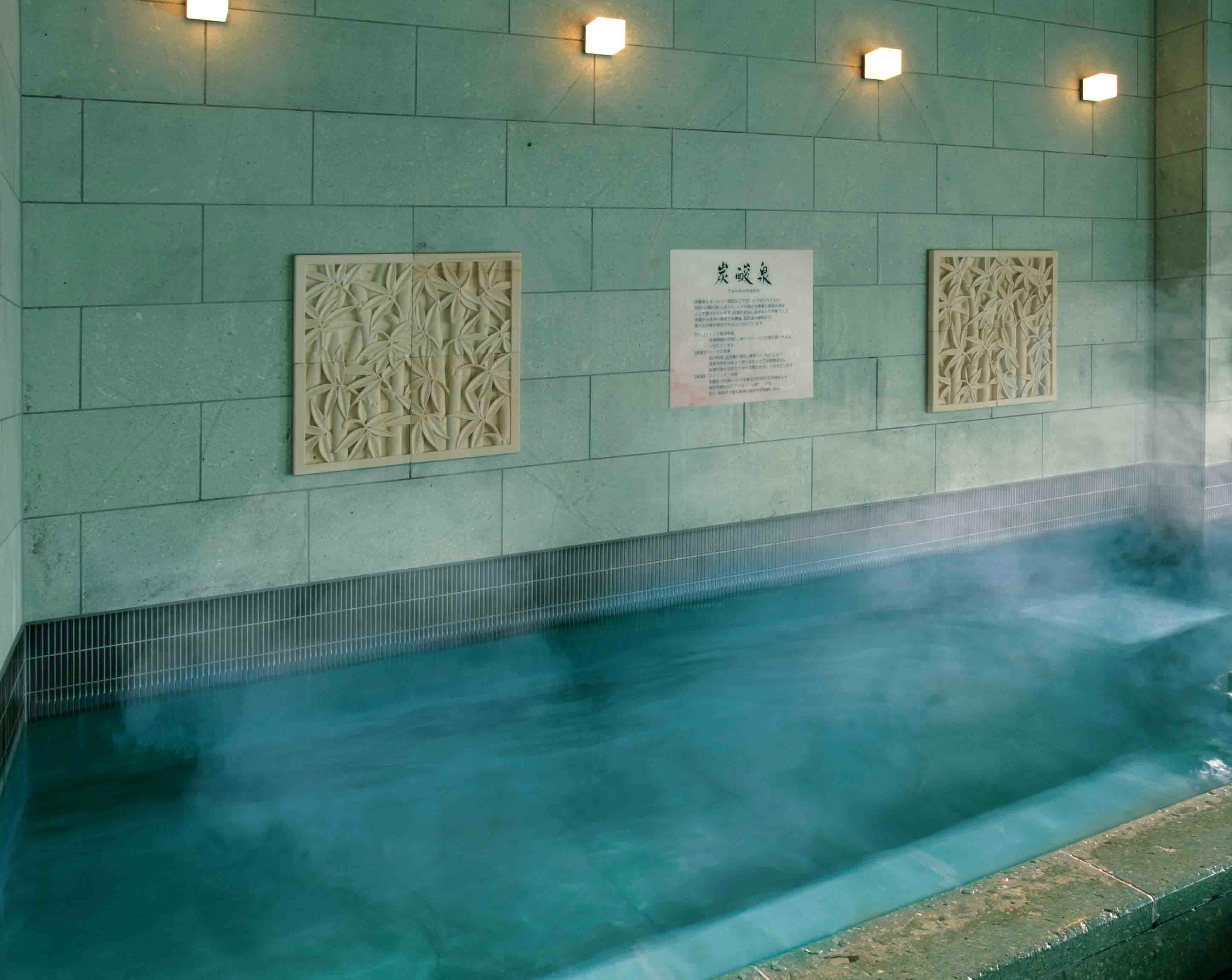 น้ำพุร้อนคาร์บอเนต