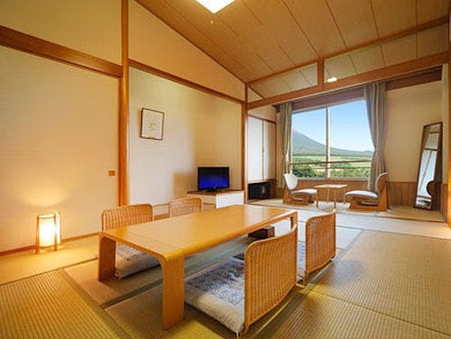 １２畳間+広縁の和室