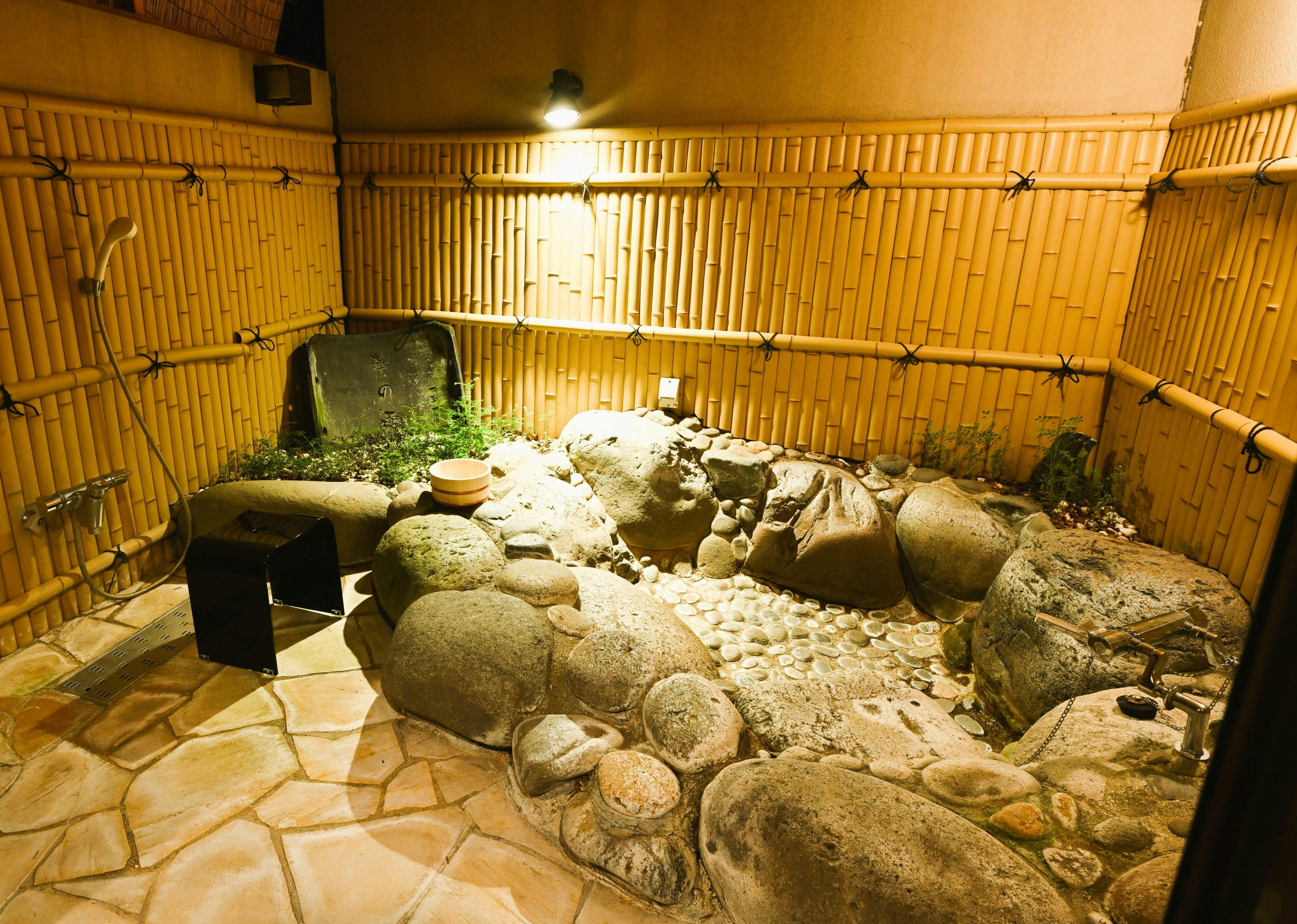 嬉野温泉　隠れ宿　華の雫